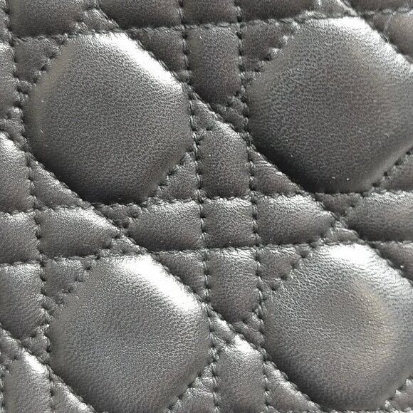 Authentic Christian Dior Leather Hand Bag mon429-110925 - Picture 8 of 16